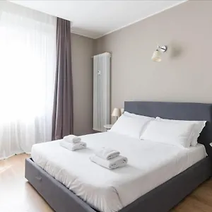 Apartment Freguglia 2, Milan