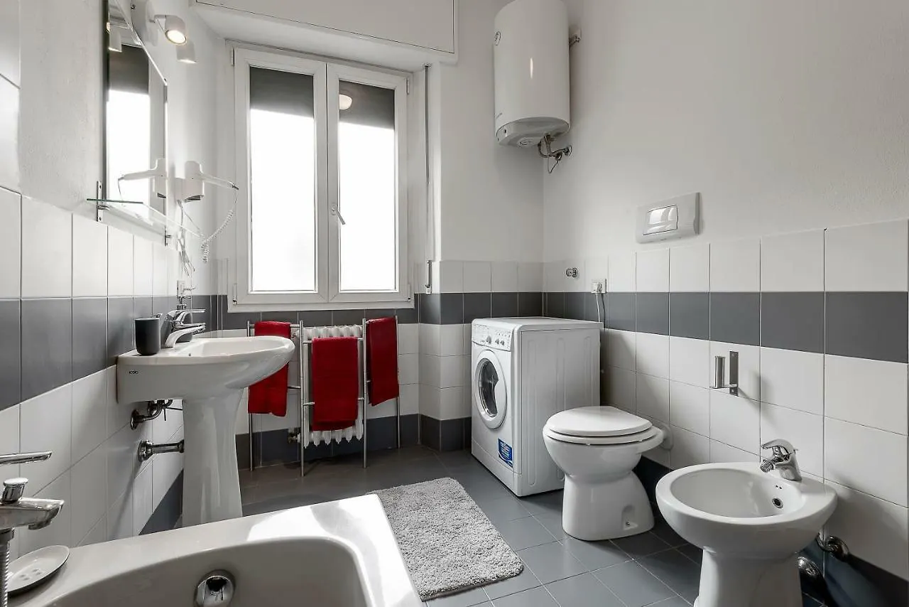San Lorenzo Building Milan Apartment