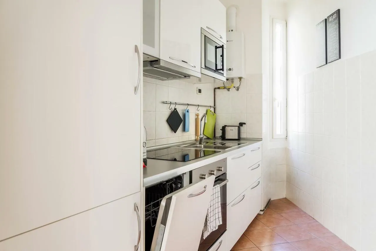 San Lorenzo Building Milan Apartment