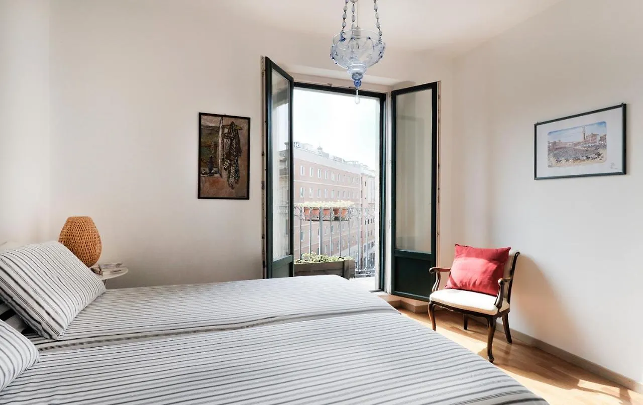 Apartment San Lorenzo Building Milan