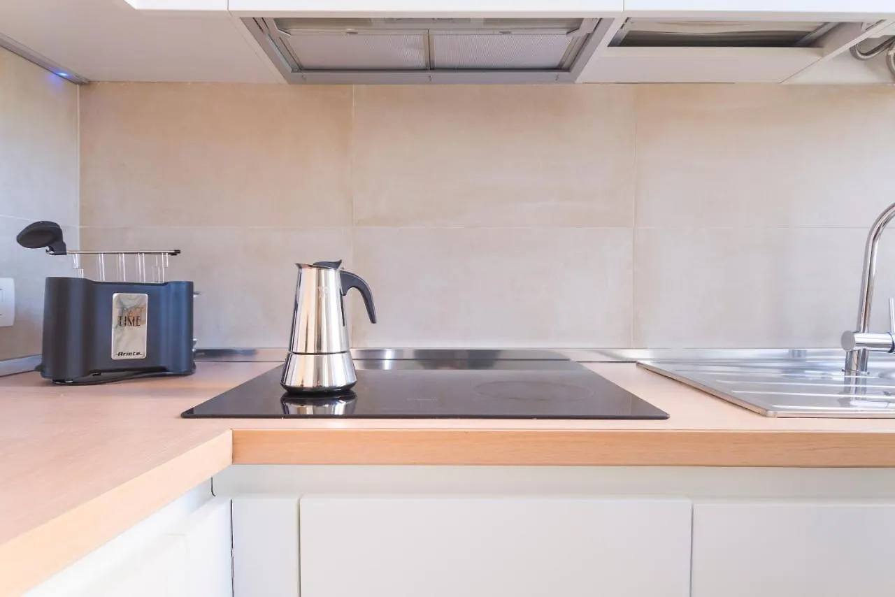 Apartman San Lorenzo Building Milánó